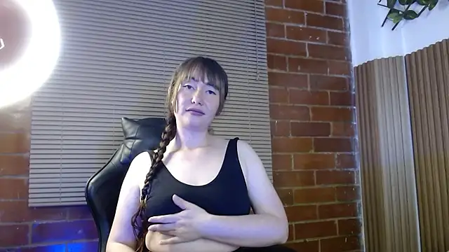 Snapshot of tiffanyrose03 chatting on 28, 11, 2025 tiffanyrose03 online show from 28, 11, 2025