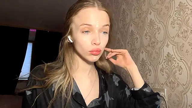 Snapshot of AshlyPalas chatting on 27, 11, 2025 AshlyPalas online show from 27, 11, 2025