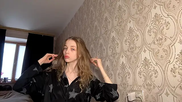 Snapshot of AshlyPalas chatting on 28, 11, 2025 AshlyPalas online show from 28, 11, 2025