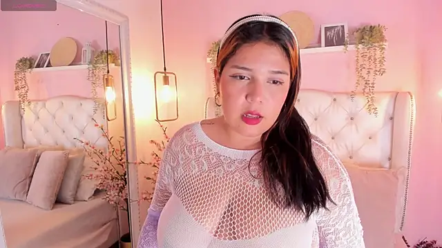 AmberHarpper online show from 3, 3, 2026