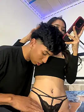 Snapshot of aurora_082 chatting on 5, 12, 2025 aurora 082 online show from 5, 12, 2025