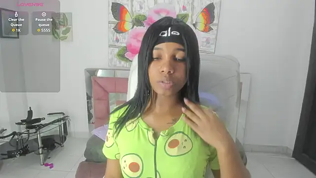 Snapshot of miiyaako_ds chatting on 4, 12, 2025 miiyaako ds online show from 4, 12, 2025