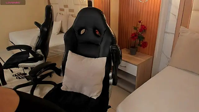 samantha quinnn online show from 10, 1, 2026