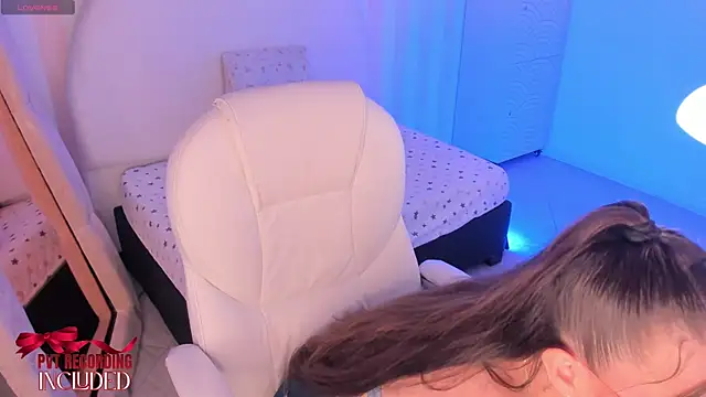 Snapshot of _dorothy chatting on 27, 11, 2025 dorothy online show from 27, 11, 2025