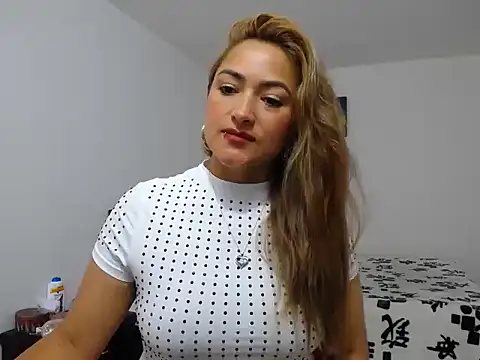 Snapshot of ximenaxcite19 chatting on 2, 12, 2025 ximenaxcite19 online show from 2, 12, 2025