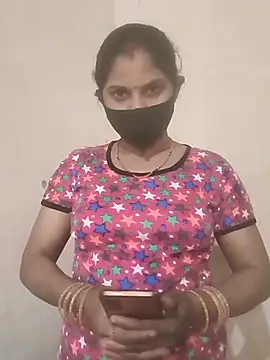 Snapshot of Pooja_bhabhi00 chatting on 2, 12, 2025 Pooja bhabhi00 online show from 2, 12, 2025