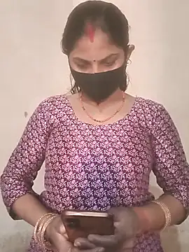 Snapshot of Pooja_bhabhi00 chatting on 3, 12, 2025 Pooja bhabhi00 online show from 3, 12, 2025