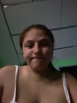 Snapshot of Emily_milk_1 chatting on 21, 6, 2026 Emily milk 1 online show from 21, 6, 2026
