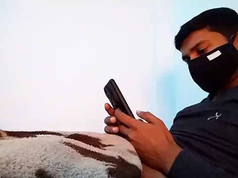 Snapshot of hrithika_baby17 chatting on 21, 12, 2025 hrithika baby17 online show from 21, 12, 2025