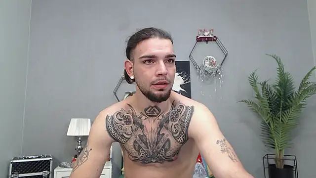 Snapshot of KaneHunter chatting on 14, 12, 2025 KaneHunter online show from 14, 12, 2025