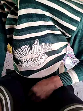 Snapshot of male_hub chatting on 2, 12, 2025 male hub online show from 2, 12, 2025