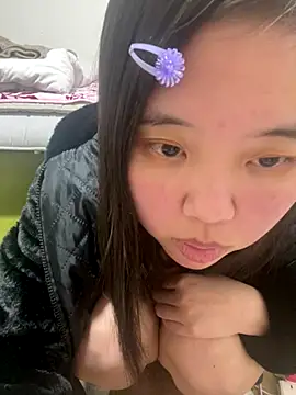 Snapshot of japan_ami chatting on 14, 12, 2025 japan ami online show from 14, 12, 2025