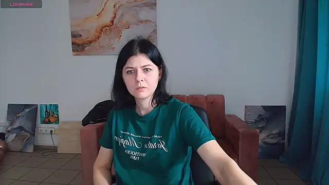 Snapshot of MelisaGollden chatting on 27, 11, 2025 MelisaGollden online show from 27, 11, 2025