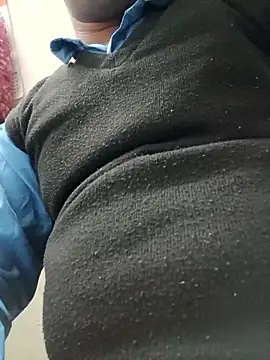 Snapshot of achut32 chatting on 1, 12, 2025 achut32 online show from 1, 12, 2025