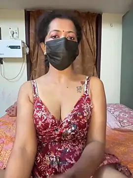 Snapshot of TeddyLover5 chatting on 15, 12, 2025 TeddyLover5 online show from 15, 12, 2025