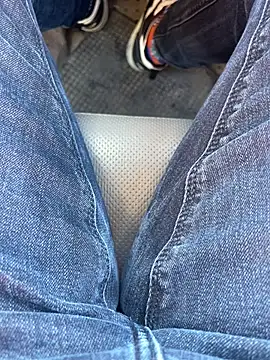 Snapshot of ratemydickbabe chatting on 18, 12, 2025 ratemydickbabe online show from 18, 12, 2025