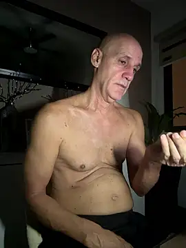 Snapshot of Elosoo chatting on 10, 1, 2026 Elosoo online show from 10, 1, 2026