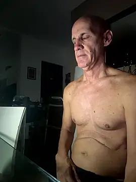 Snapshot of Elosoo chatting on 12, 1, 2026 Elosoo online show from 12, 1, 2026