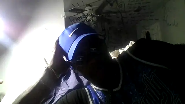 Snapshot of YOUNGmj6023 chatting on 20, 12, 2025 YOUNGmj6023 online show from 20, 12, 2025