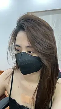 Snapshot of Lunamoon68 chatting on 6, 4, 2026 Lunamoon68 online show from 6, 4, 2026