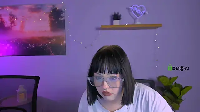 mira cool  online show from 14, 12, 2025