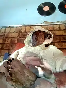 Snapshot of Longinchdick chatting on 14, 12, 2025 Longinchdick online show from 14, 12, 2025