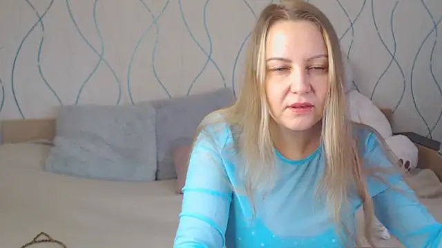 Snapshot of KissKsy chatting on 16, 12, 2025 KissKsy online show from 16, 12, 2025