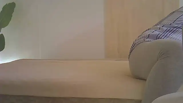 kyono-iyashi online show from 19, 4, 2026