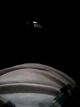 Snapshot of erdestruttor18 chatting on 5, 12, 2025 erdestruttor18 online show from 5, 12, 2025