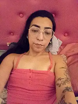 Snapshot of Yani-14 chatting on 16, 12, 2025 Yani-14 online show from 16, 12, 2025