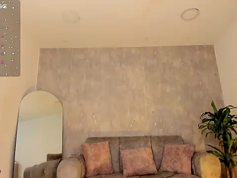 miacoopersx  online show from 3, 12, 2025