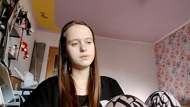 Snapshot of SophieHazely chatting on 3, 12, 2025 SophieHazely online show from 3, 12, 2025