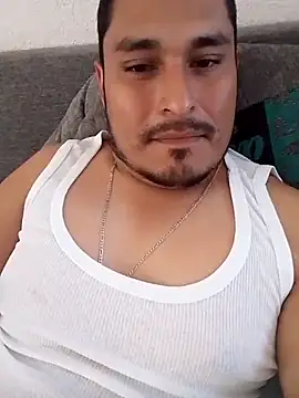 Snapshot of cristian112090 chatting on 16, 1, 2026 cristian112090 online show from 16, 1, 2026