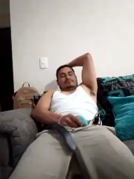 Snapshot of cristian112090 chatting on 5, 2, 2026 cristian112090 online show from 5, 2, 2026