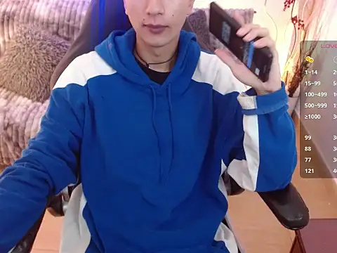 Snapshot of AngelRonson_ chatting on 3, 12, 2025 AngelRonson online show from 3, 12, 2025