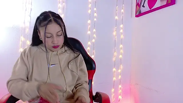 Snapshot of Taylor__Swiftt chatting on 8, 1, 2026 Taylor Swiftt online show from 8, 1, 2026