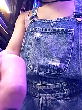 Snapshot of Taylor__Swiftt chatting on 13, 2, 2026 Taylor Swiftt online show from 13, 2, 2026