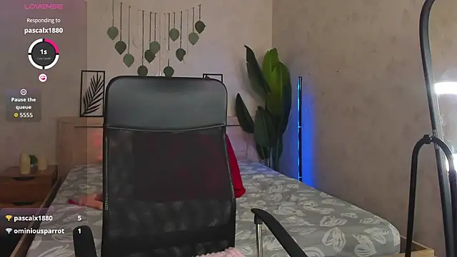 Snapshot of Alicia_Hars chatting on 24, 6, 2026 Alicia Hars online show from 24, 6, 2026
