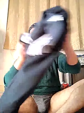 Snapshot of samnick4321 chatting on 28, 11, 2025 samnick4321 online show from 28, 11, 2025