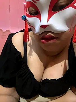 Julia Sari00 online show from 3, 12, 2025