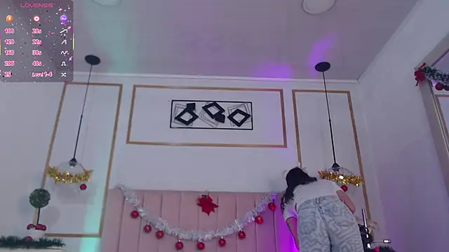 Snapshot of IsabellaCherryX chatting on 14, 12, 2025 IsabellaCherryX online show from 14, 12, 2025