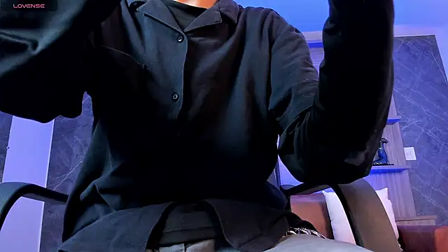 Snapshot of Bastthianxxx chatting on 4, 12, 2025 Bastthianxxx online show from 4, 12, 2025