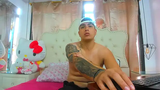 Snapshot of TomasANDalejo chatting on 28, 11, 2025 TomasANDalejo online show from 28, 11, 2025