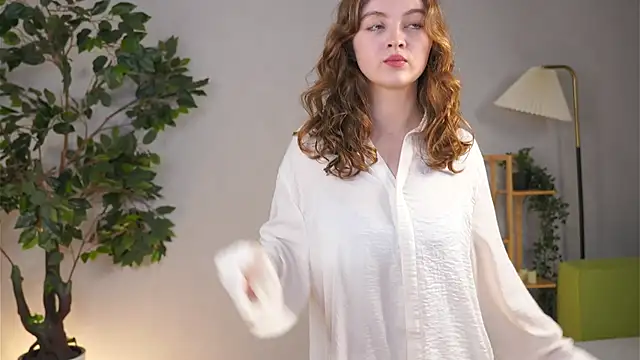 Snapshot of MarilynDibartolo chatting on 3, 12, 2025 MarilynDibartolo online show from 3, 12, 2025