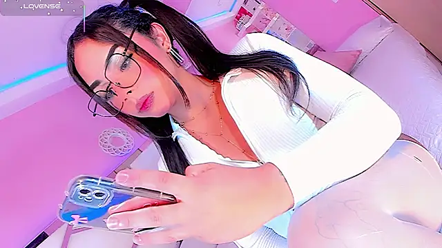 ShantyMiilan online show from 18, 2, 2026