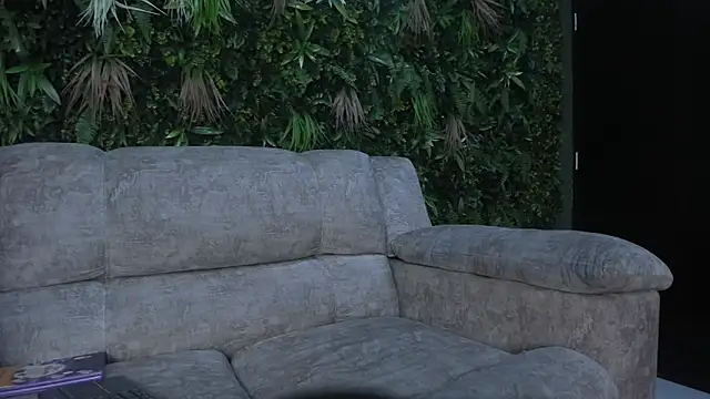 Snapshot of ObsidianOrchid chatting on 4, 12, 2025 ObsidianOrchid online show from 4, 12, 2025