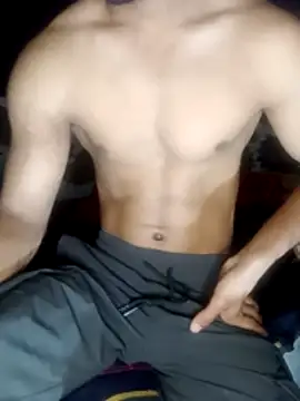 Snapshot of Fitboy07 chatting on 18, 2, 2026 Fitboy07 online show from 18, 2, 2026