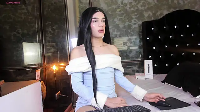 Snapshot of Princess_Valeryy chatting on 1, 12, 2025 Princess Valeryy online show from 1, 12, 2025