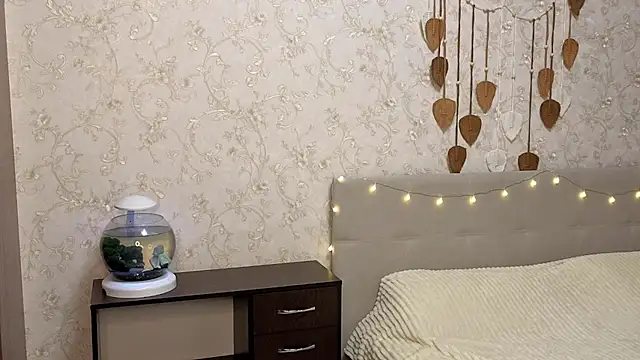 Snapshot of NaomiSwetheart chatting on 5, 12, 2025 NaomiSwetheart online show from 5, 12, 2025