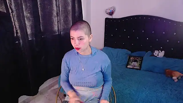 Snapshot of Dafn_12 chatting on 11, 7, 2026 Dafn 12 online show from 11, 7, 2026